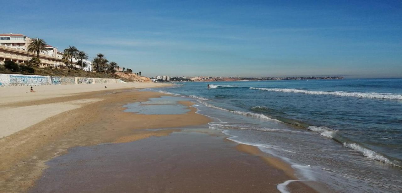 2 Bedroom Apartment At Beach Dehesa De Campoamor Eksteriør billede